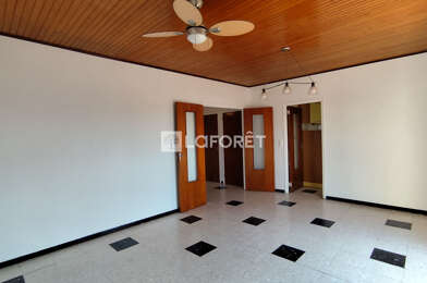 Appartement 4 pièces 810 €