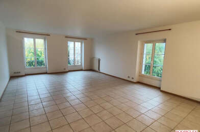 Appartement 4 pièces 950 €
