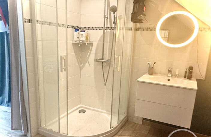 T7 Piscine, sur 4300m² de terrain — photo 4