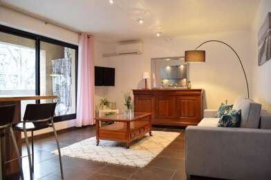 Appartement 2 pièces 700 €