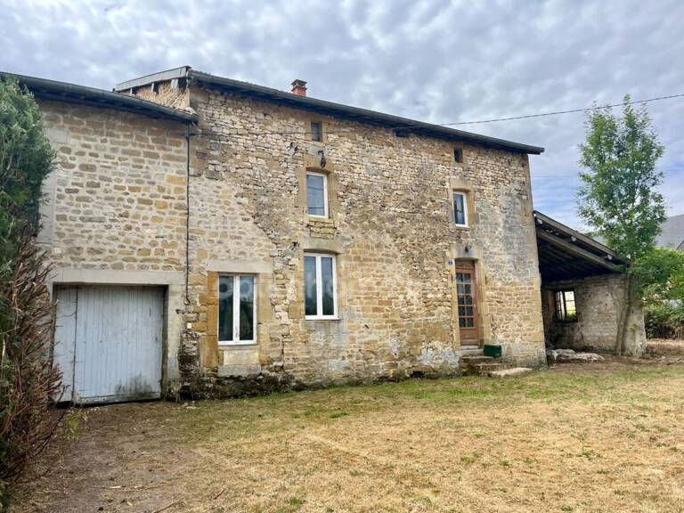 Corps de ferme en pierre à rénover – Plus de 400 m² de bâtiments – Terrain 1 000 m² – Beau potentiel en Ardennes Autruche (08240) — photo 1