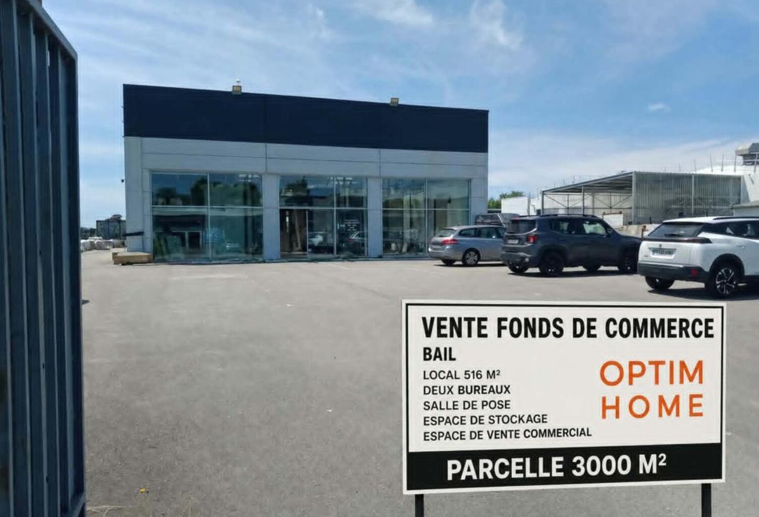 À VENDRE – FONDS DE COMMERCE DE CARRELAGE & LOCAL COMMERCIAL – À PROXIMITÉ DE LORIENT - Zone commerciale — photo 1