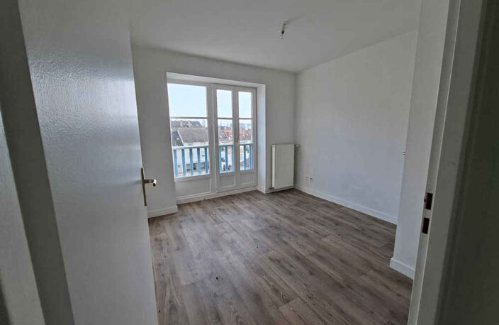 APPARTEMENT 3 PIÈCES – 66,23 M² À CHALON-SUR-SAÔNE — photo 2