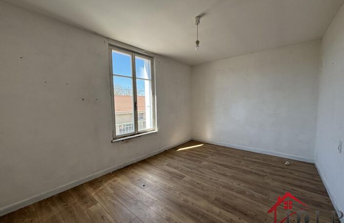 maison d'habitation de type f7, 157 m2 sur un terrain de 614 — photo 3