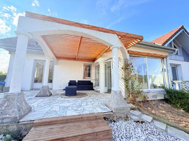 Maison Pierrefontaine Les Varans 7 pièce(s) 236 m2 — photo du bien