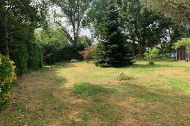 Terrain  83500 €