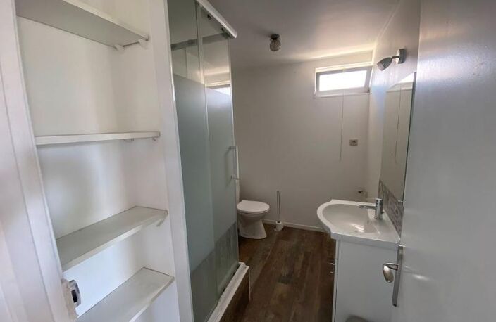 T2 — photo 3