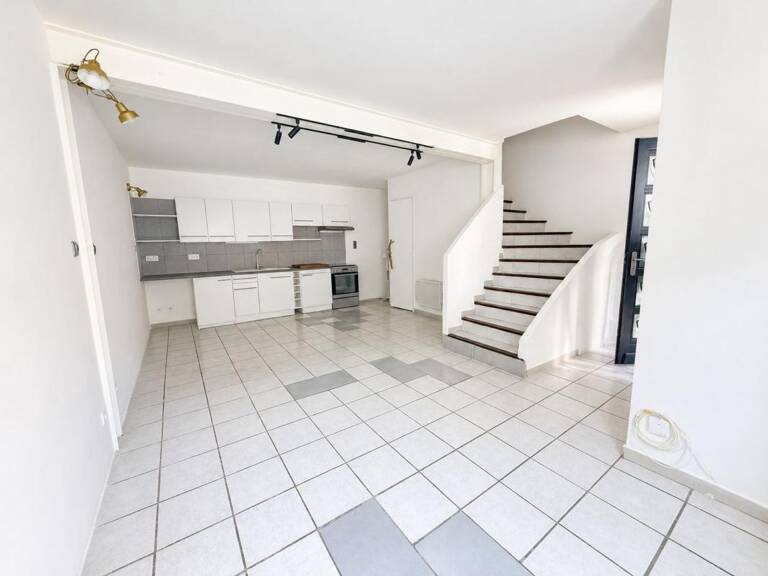 Maison À Vendre — photo 1