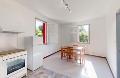 Appartement À Louer — photo du bien