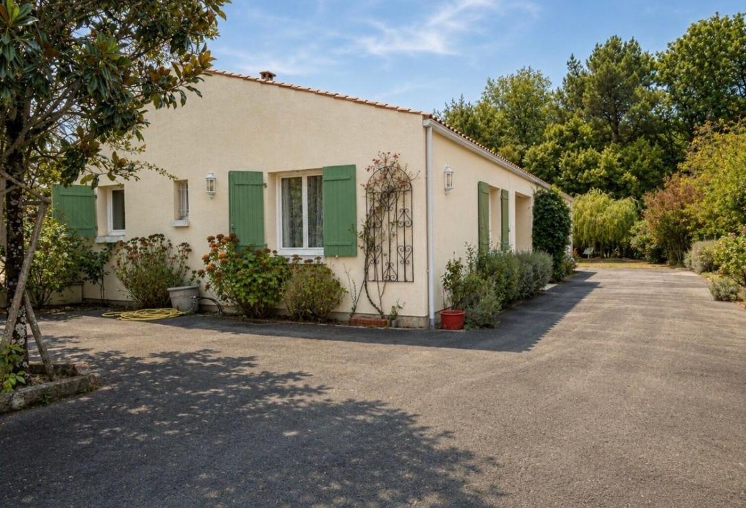 Villa à vendre — photo 1