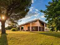 DE BEAUX VOLUMES POUR CETTE MAISON TRADITIONNELLE ! — photo 3