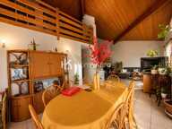 DE BEAUX VOLUMES POUR CETTE MAISON TRADITIONNELLE ! — photo 4