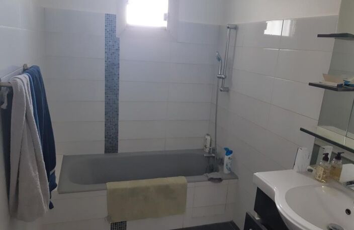 Appartement de 62m2 à louer sur Bron — photo 2