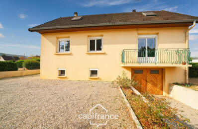 Maison sur sous-sol complet, 4 chambres avec grand garage et terrain clos à Domblans (39) — photo du bien