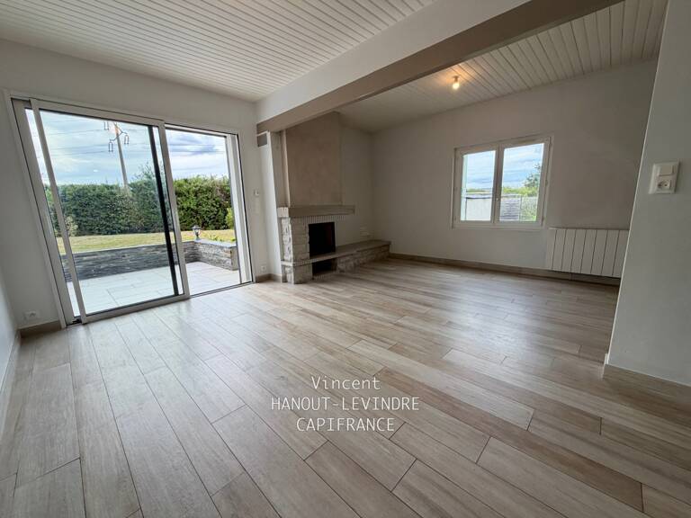 Maison à vendre 6 pièces SAINT BARTHELEMY D'ANJOU (49) — photo 1