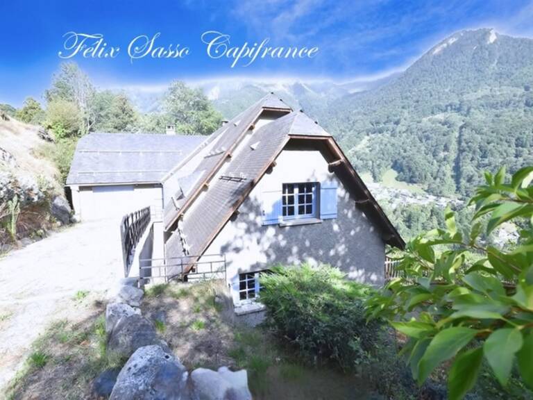 CAUTERETS (65), vaste maison de caractère avec vue panoramique sur le village de Cauterets — photo 1