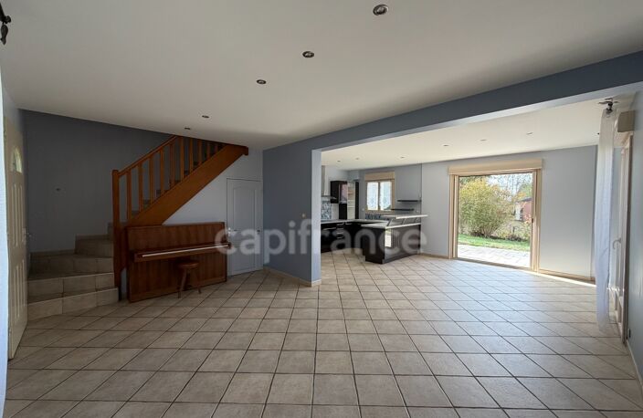 Maison à vendre 5 pièces de 91 m2 SAINT GEORGES SUR BAULCHE (89) 3 Chambres Garage Terrain Terrasse — photo 3