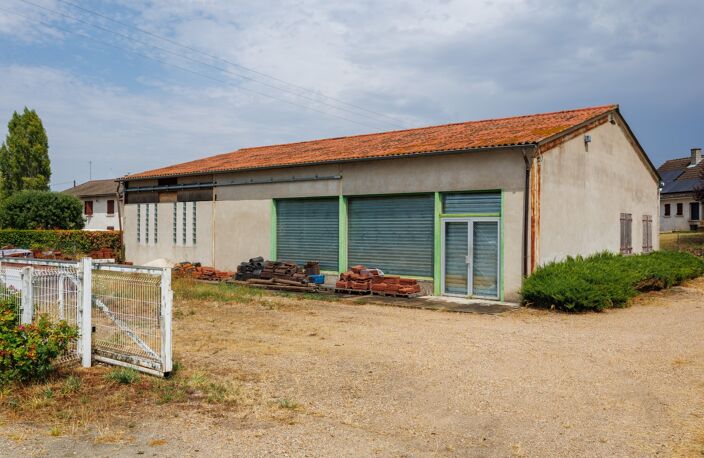 Local/Atelier à vendre SAINT AGNAN (71)-10 min Digoin et autoroute A 79 — photo 3