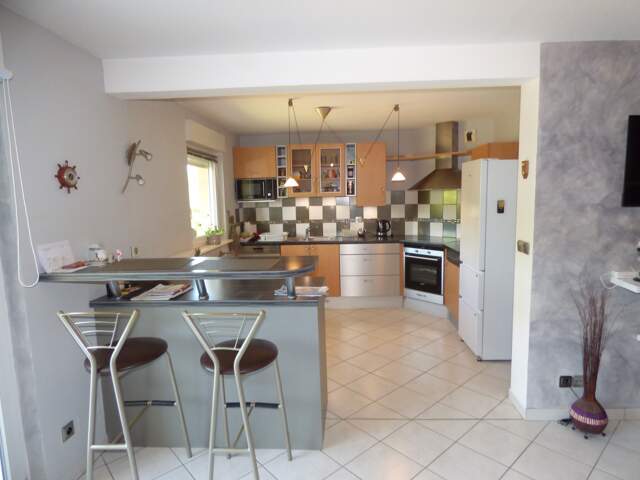 Appartement à vendre 4 pièces  () — photo du bien