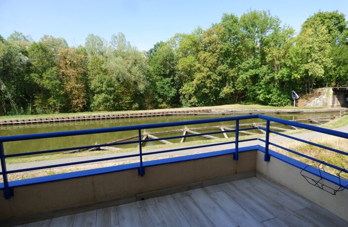 Appartement à vendre 4 pièces  () — photo 3