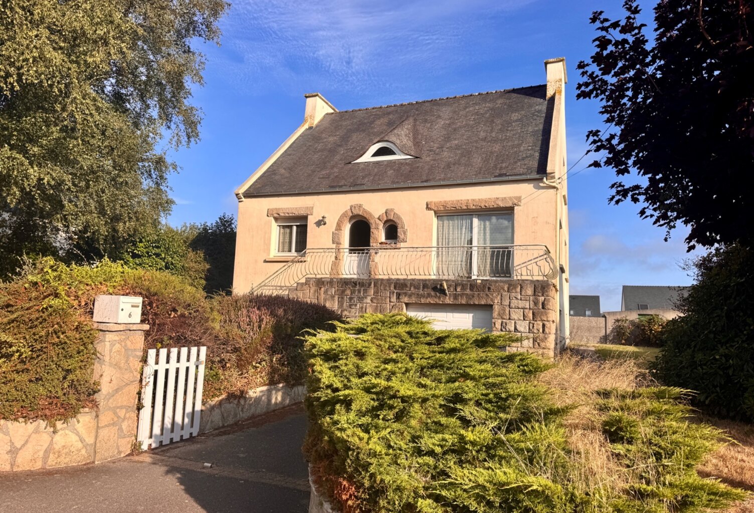 Maison à vendre 7 pièces PLOUGUIN (29) — photo 1