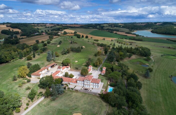 Élégant château du XIXᵉ siècle sur 70 ha, vue panoramique sur les Pyrénées, à 1h30 de Toulouse-Blagnac — photo 2