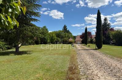 Maison à vendre CHAMPS SUR YONNE (89) Magnifique propriété de 272 m² 6 Chambres Piscine Terrain de 4800 m2 — photo du bien