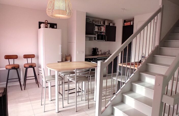 AUDENGE – SUPERBE T3 DUPLEX – 2 CHAMBRES - DANS UNE RÉSIDENCE HAUT DE GAMME — photo 2