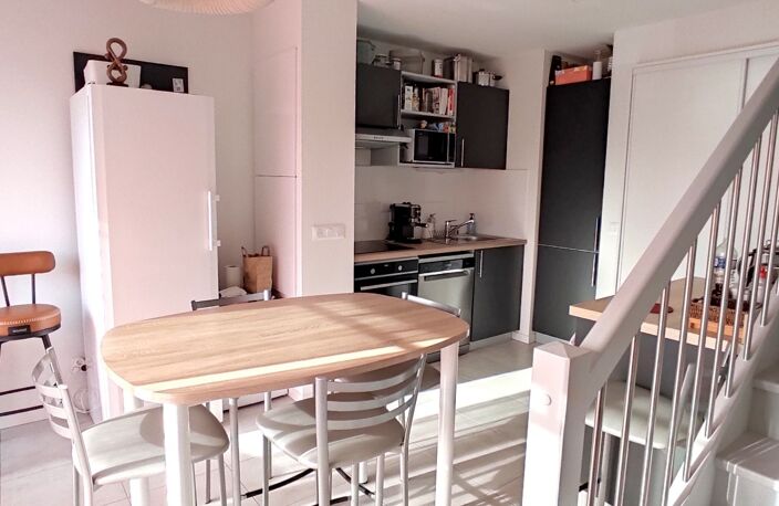 AUDENGE – SUPERBE T3 DUPLEX – 2 CHAMBRES - DANS UNE RÉSIDENCE HAUT DE GAMME — photo 3