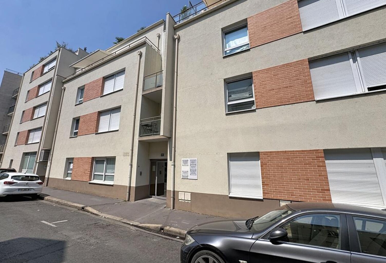 Appartement À Vendre — photo 1