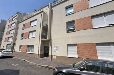 Appartement À Vendre — photo du bien