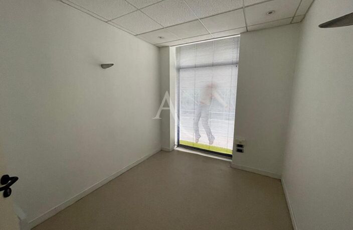 Local commercial Boulogne Sur Mer 2 pièce(s) 52 m2 — photo 3