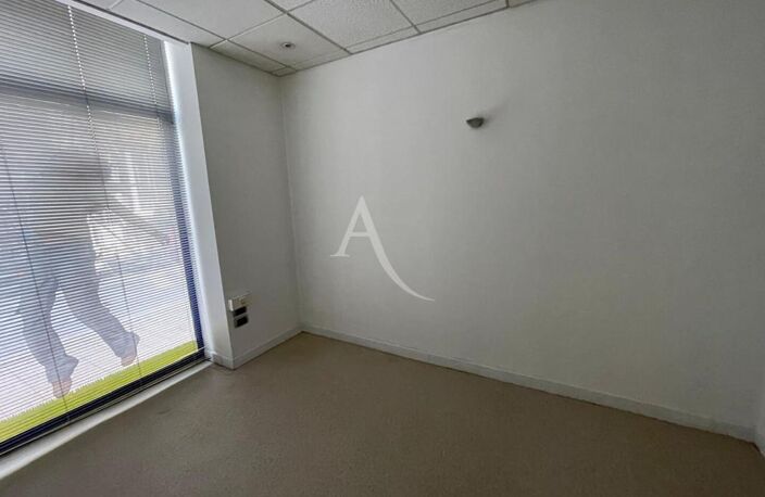 Local commercial Boulogne Sur Mer 2 pièce(s) 52 m2 — photo 4