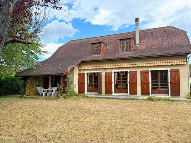 Maison 7 Pièces — photo du bien