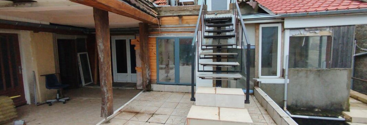 Maison  250 m² à vendre à Chaux-lès-Port (70170)