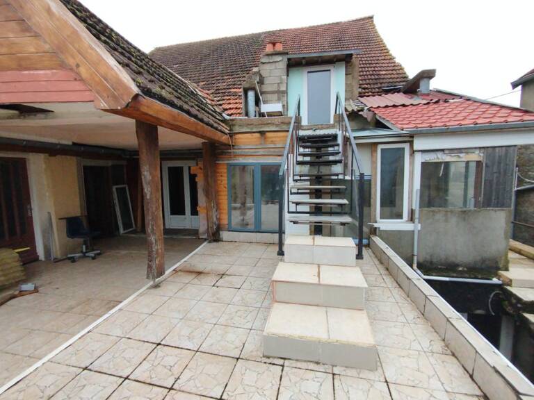 Maison grands volumes  avec travaux — photo 1