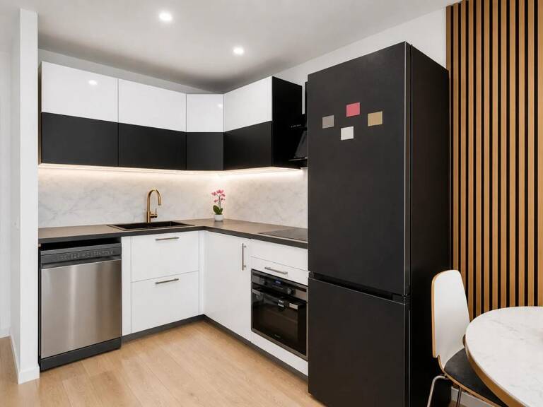 Duplex 3 pièces de 56,30 m² avec balcons, terrasse, vue dégagée — photo 1