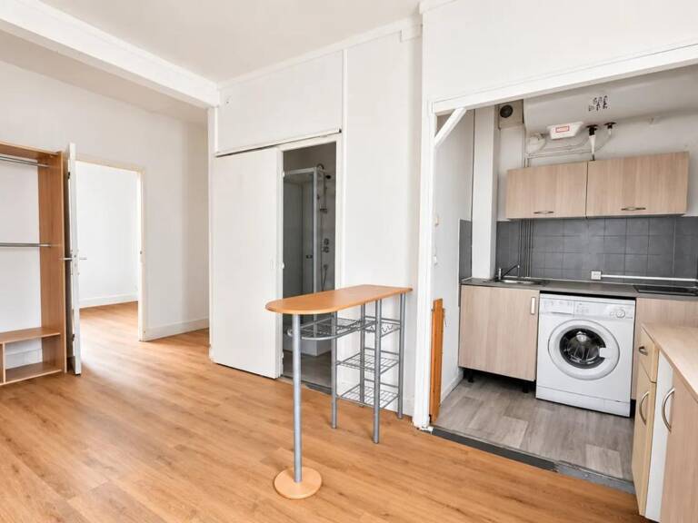 Appartement 2 pièces de 30 m² à Sainte-Savine — photo 1