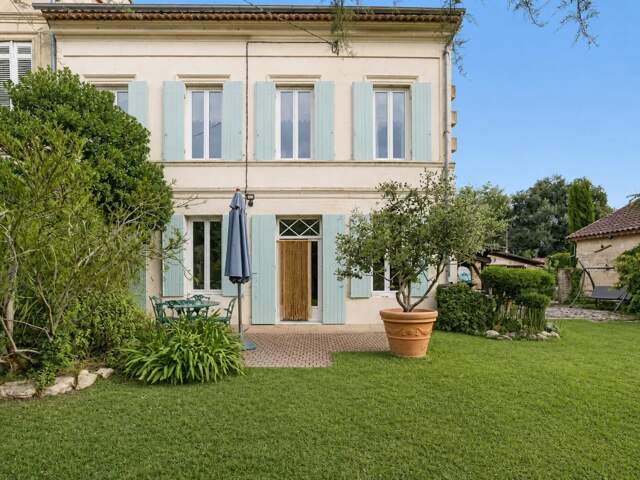 Maison de 190 m² à Vayres — photo du bien