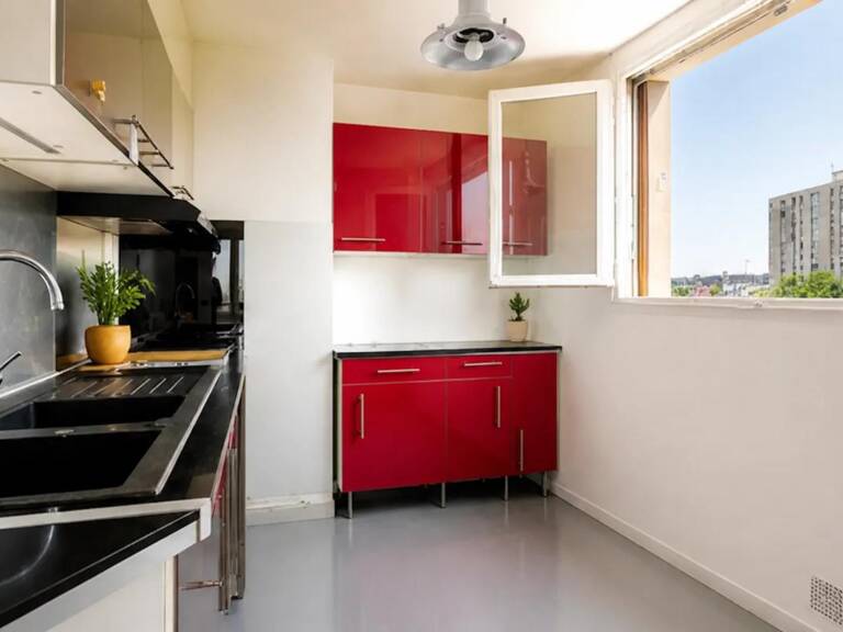 Appartement de 4 pièces de 93 m² à Aubervilliers — photo 1