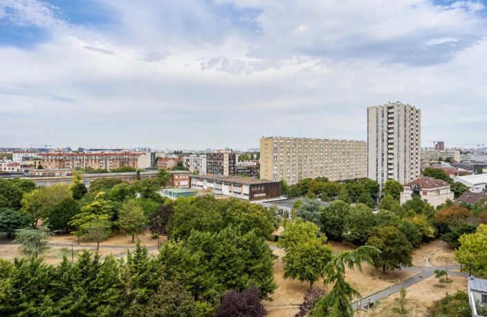Appartement de 4 pièces de 93 m² à Aubervilliers — photo 2