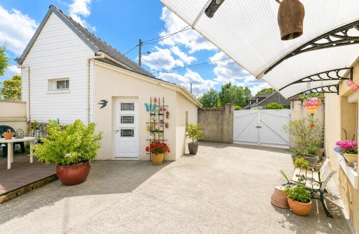 Maison de 8 pièces de 177 m² à Cour-Cheverny — photo 3