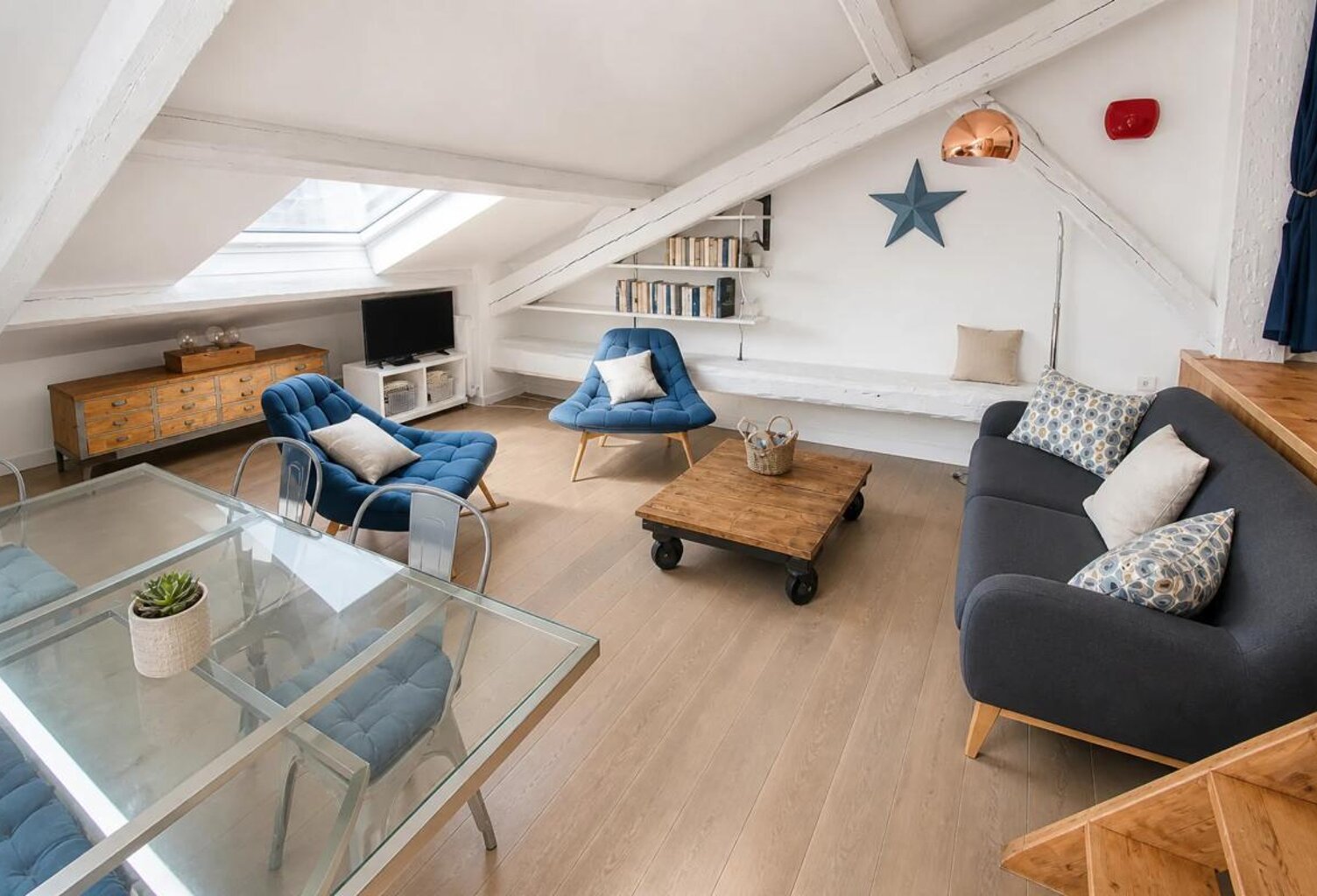 Appartement duplex de 2 pièces - 75 m2 - intra muros à Avignon — photo 1