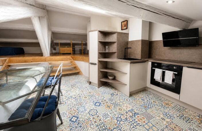 Appartement duplex de 2 pièces - 75 m2 - intra muros à Avignon — photo 3