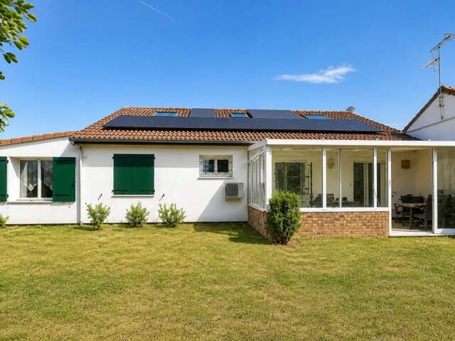 Maison de 5 pièces de 140 m² à Montereau — photo du bien