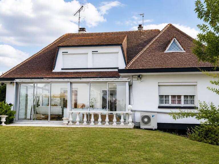 Maison de 12 pièces de 240 m² à Mormant — photo 1
