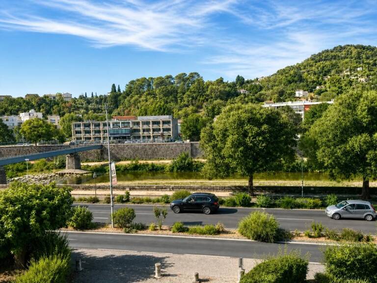 Appartement de 4 pièces de 67 m² à Alès — photo 1
