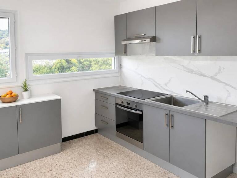 Appartement de 4 pièces de 67 m² à Alès — photo 1