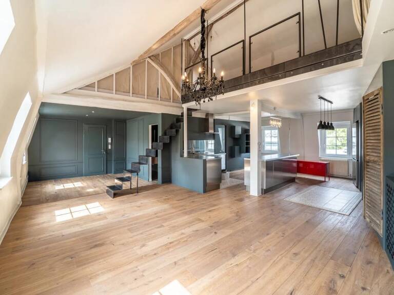 Appartement de 5 pièces de  106.81 m² situé à Rouen — photo 1
