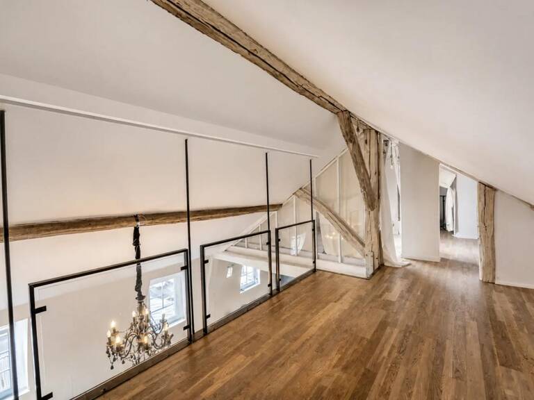 Appartement de 5 pièces de  106.81 m² situé à Rouen — photo 1